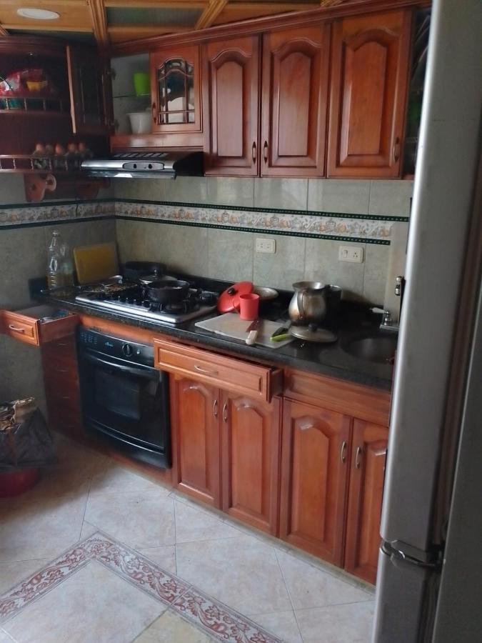 Séjour chez l'habitant Calida, Comoda, Habitacion Amoblada Cerca Al Portal 80 *